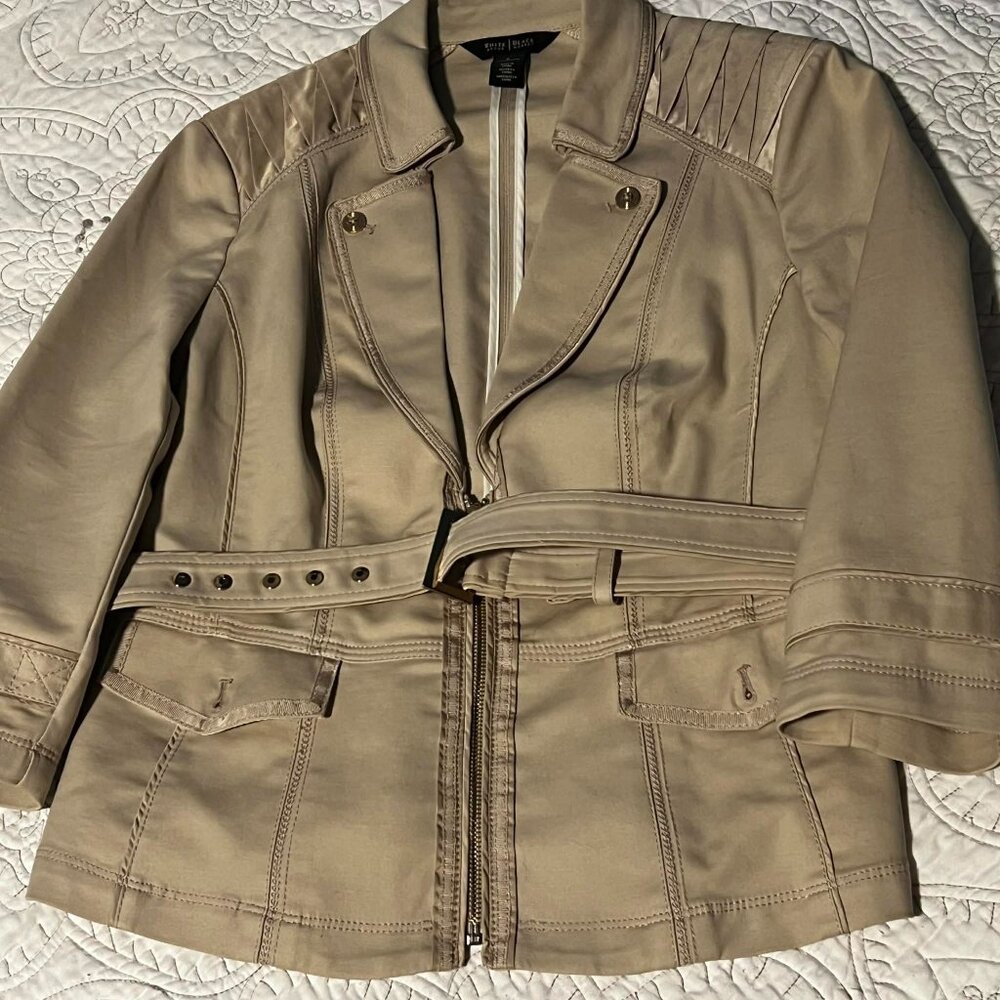 White House Black Market Belted Jacket Tan Lightweight Size 8 - Picture 10 of 13